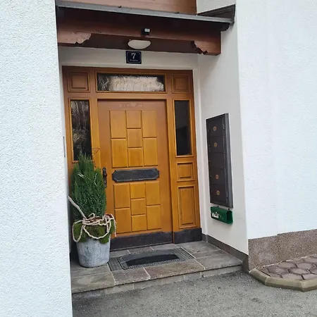 Kunterbunt Apartment *